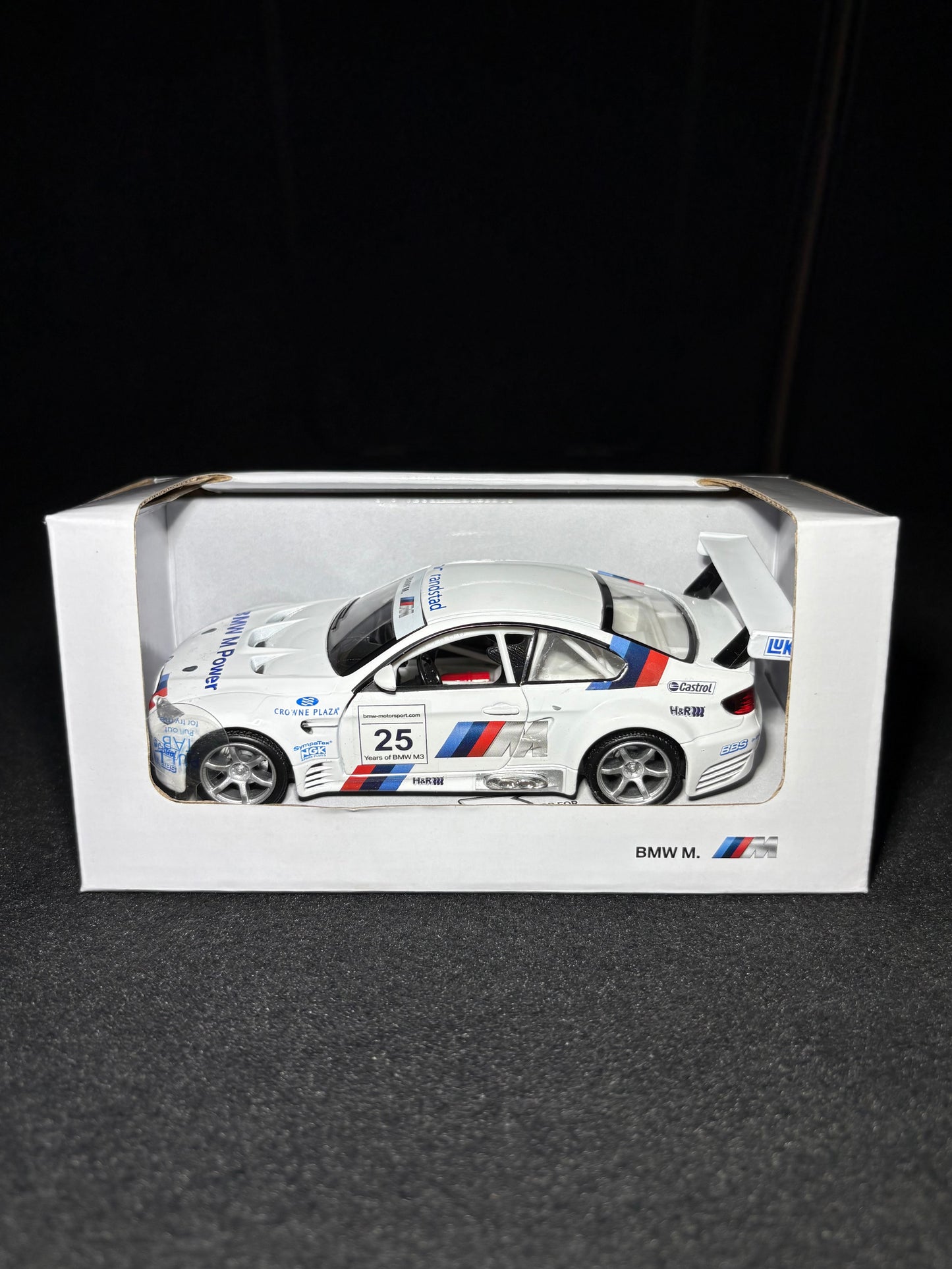 1:32 BMW M3 GT2 — 25th Anniversary Pull-Back Car