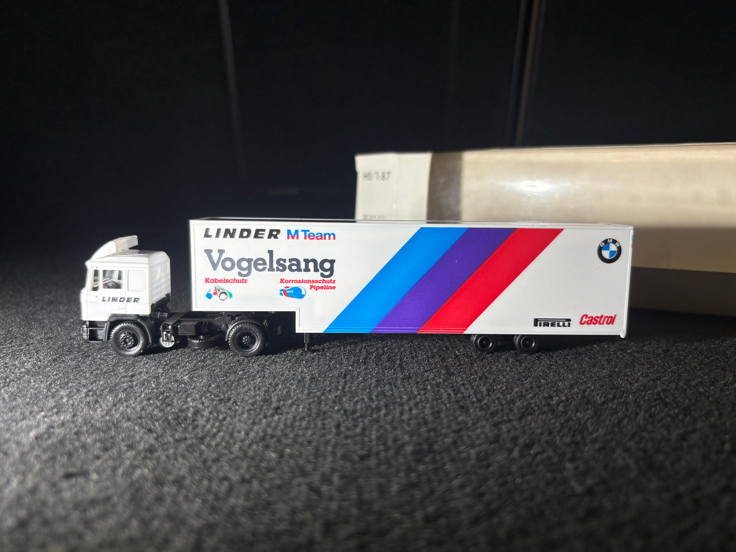 1:87 Herpa Team Linder BMW Race Hauler