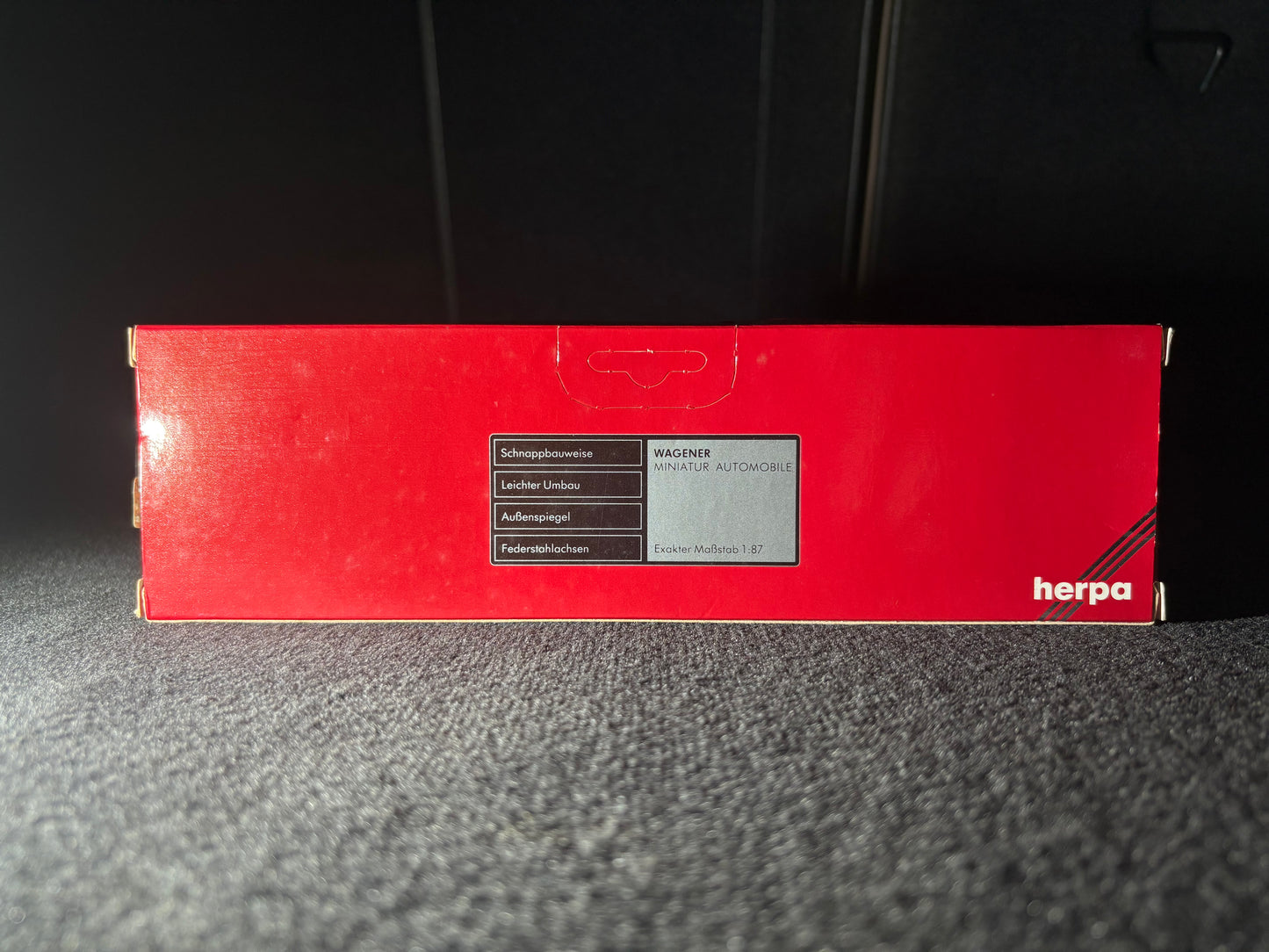 Herpa BMW Original Teile Race Hauler (1:87)