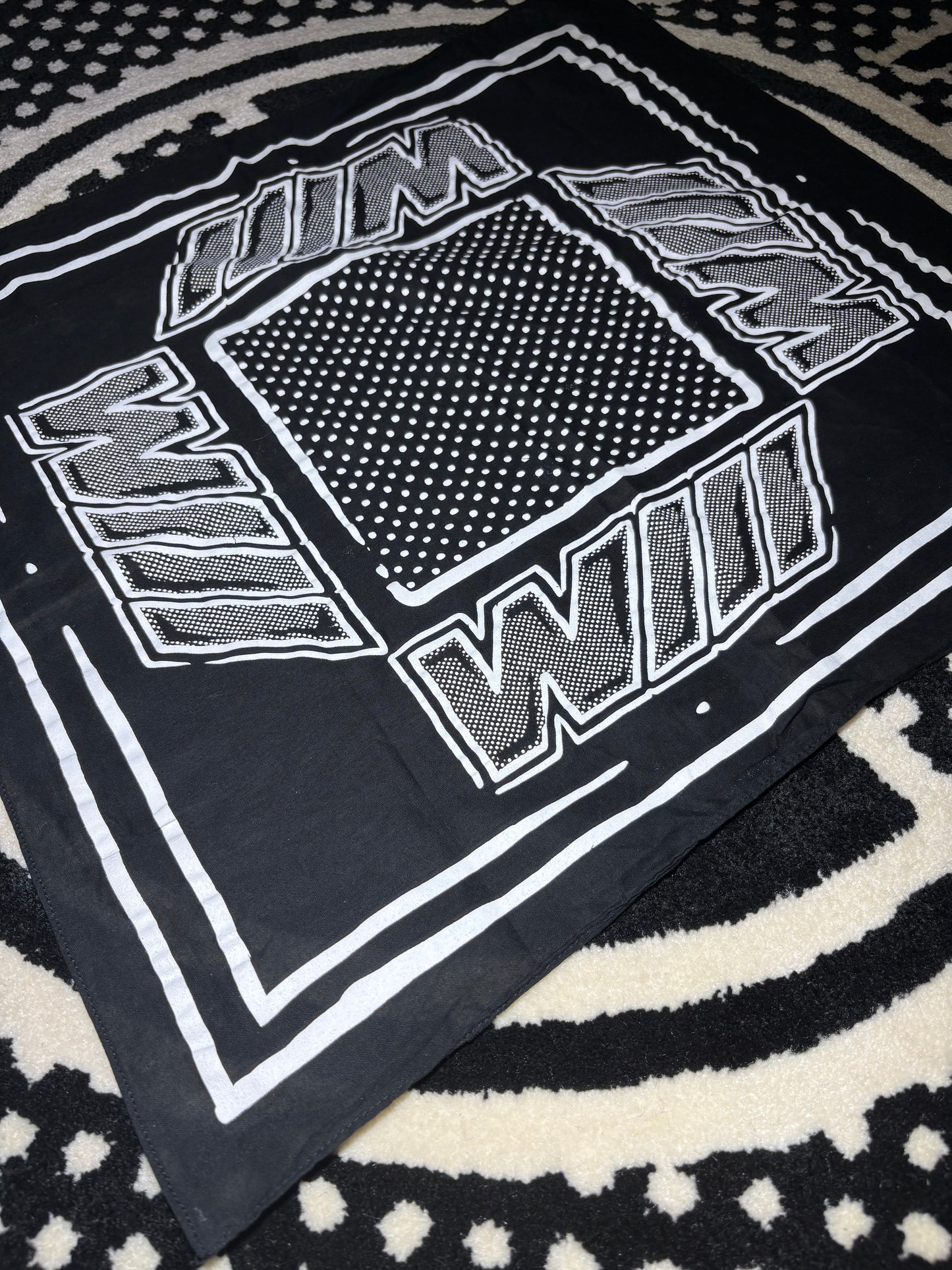 BMW Joshua Vides M Bandana